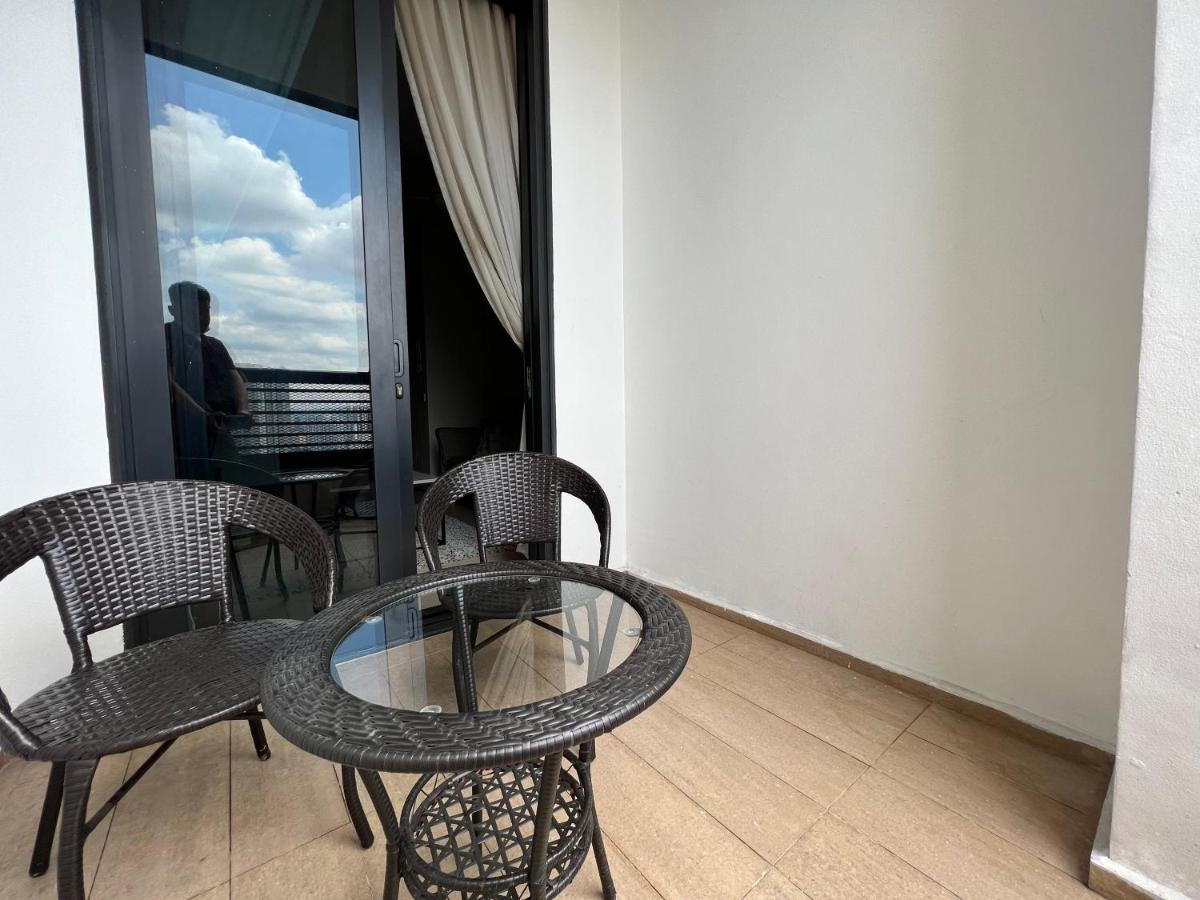 Arcoris, Mont Kiara By Mk Home Куала Лумпур Екстериор снимка